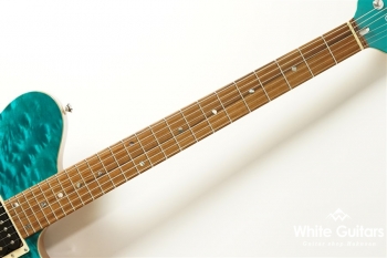 Border Custom 666 Quilted Maple Top Mahogany Back - Borabora Blue